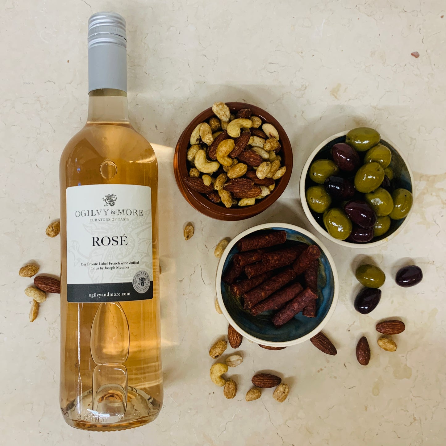 O&M Exclusive Wine and Nibbles Treat Pack