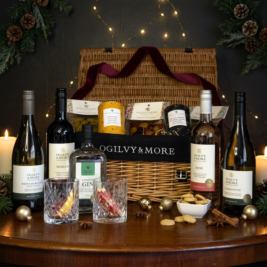Wine, Gin and Nibbles Hamper Christmas version